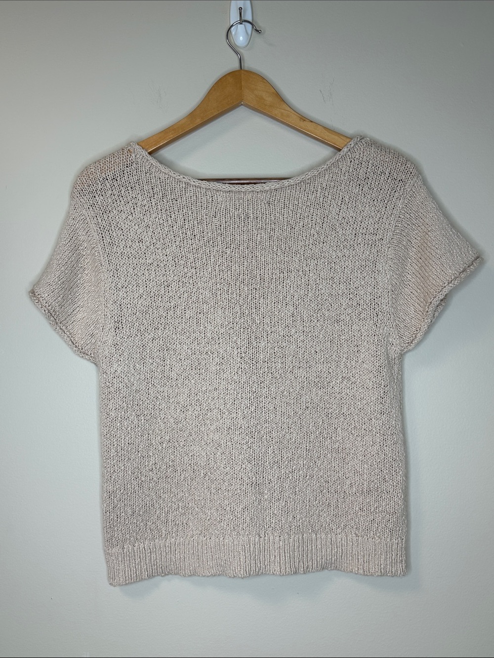 Marled Knit Short Sleeve Sweater in Beige Large Like New